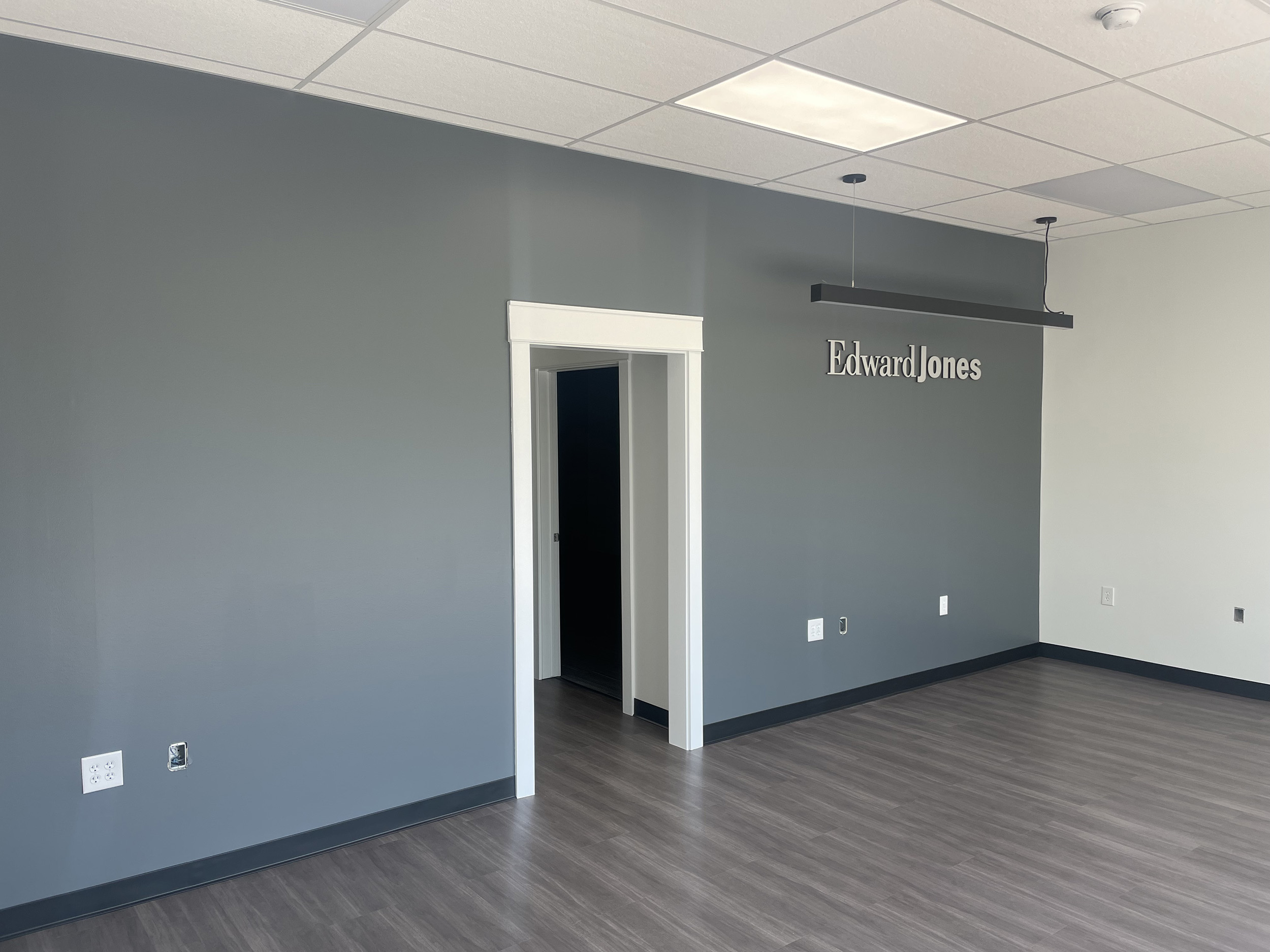 Faithful Contracting Commercial Contracting Edward Jones, Geneva, NY